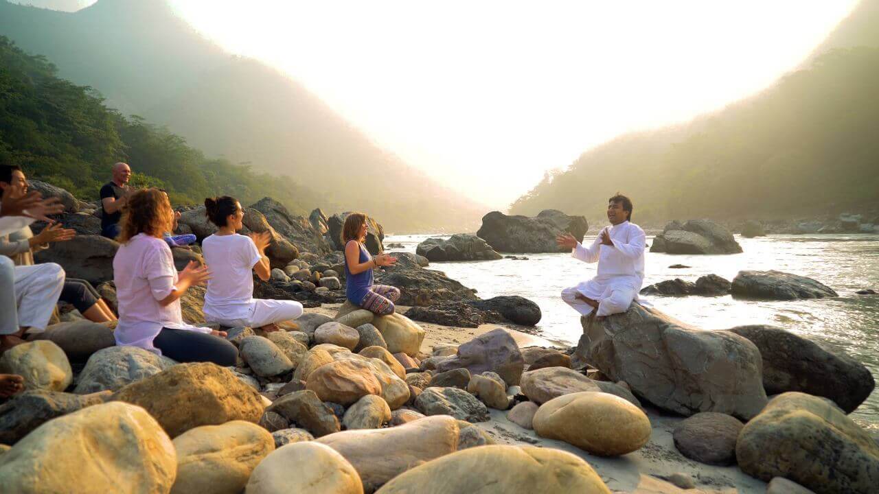 Affordable Yoga Retreats in India | Yoga Retreats in India: Maa Yoga Ashram, Rishikesh