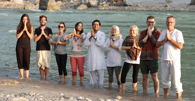 maa yoga ashram yoga retreat in rishikesh